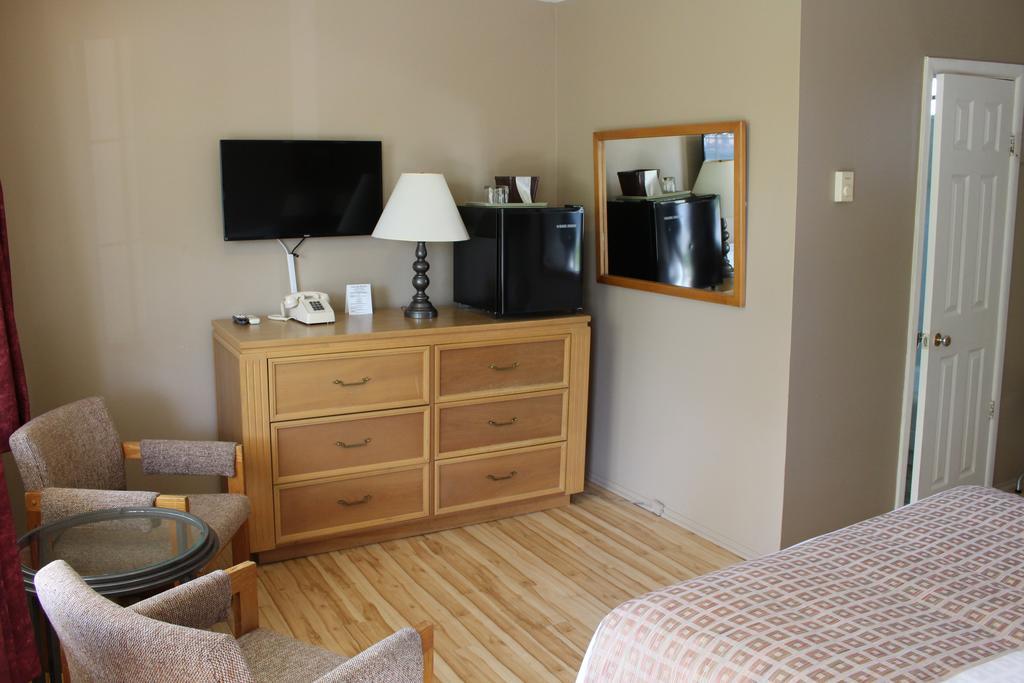 Chambre Standard avec 2 Lits Doubles